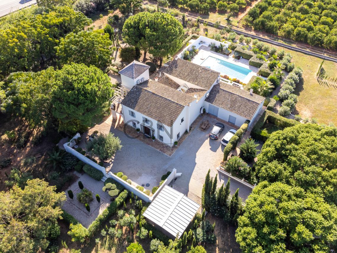 Estupenda Villa en venta en La Jara, Denia. 