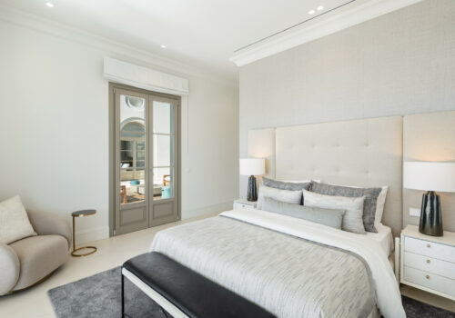 01b227fb-8f6e-464b-a324-5409489381fa