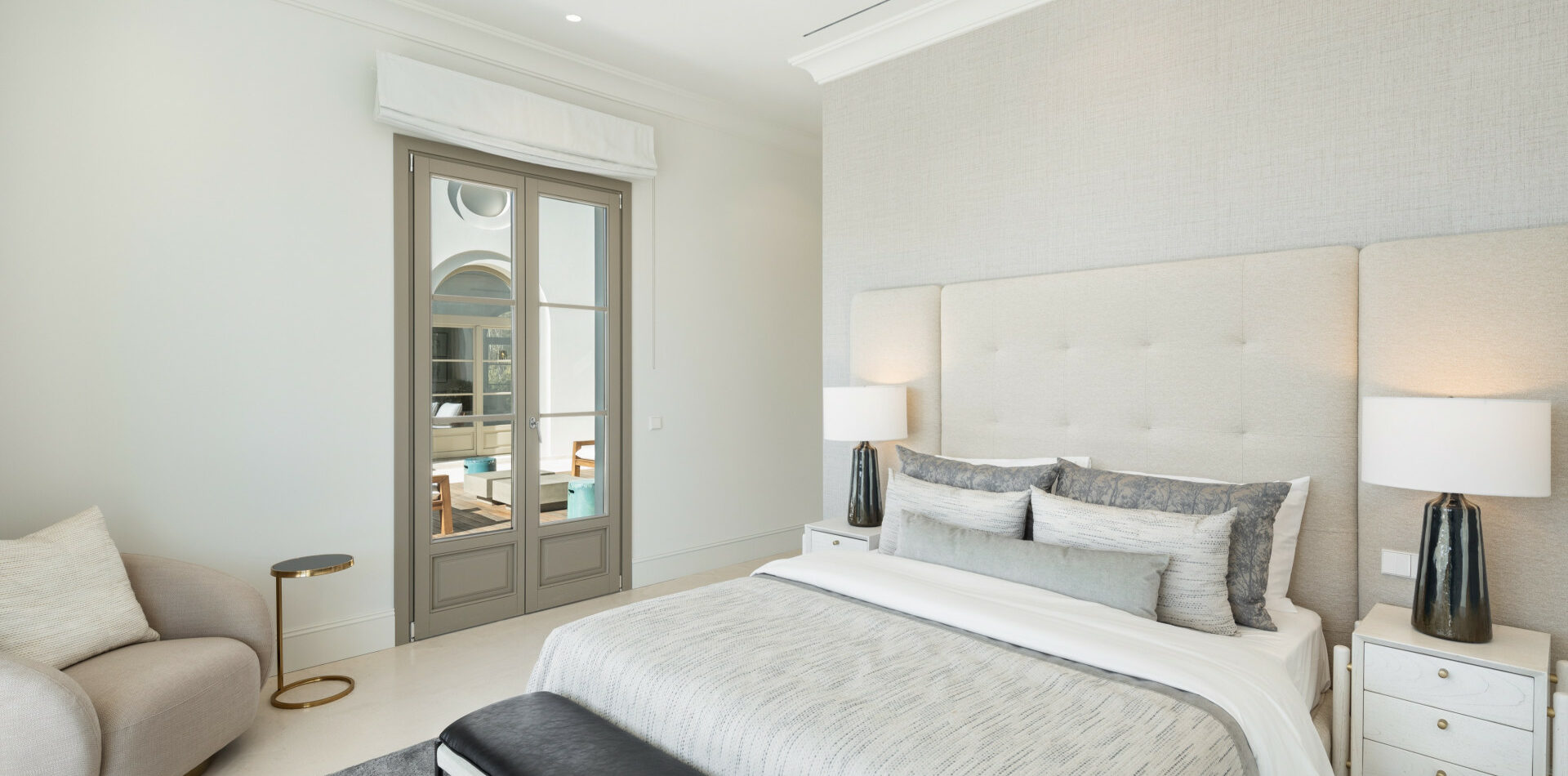 01b227fb-8f6e-464b-a324-5409489381fa