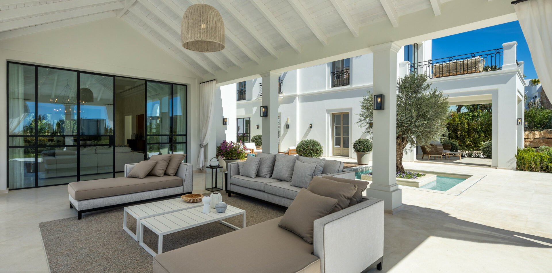 03e0d568-b2cd-4eaf-b079-00f10a8824ee