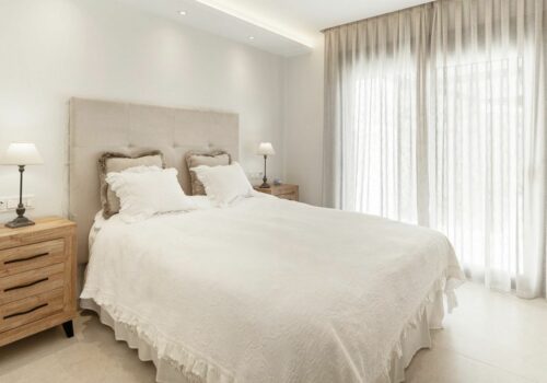 12-9d2414e6554ff283a7dbb3894364f2bd