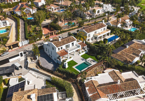 1cf4b4dc-070c-447a-a327-94425a27ab1b