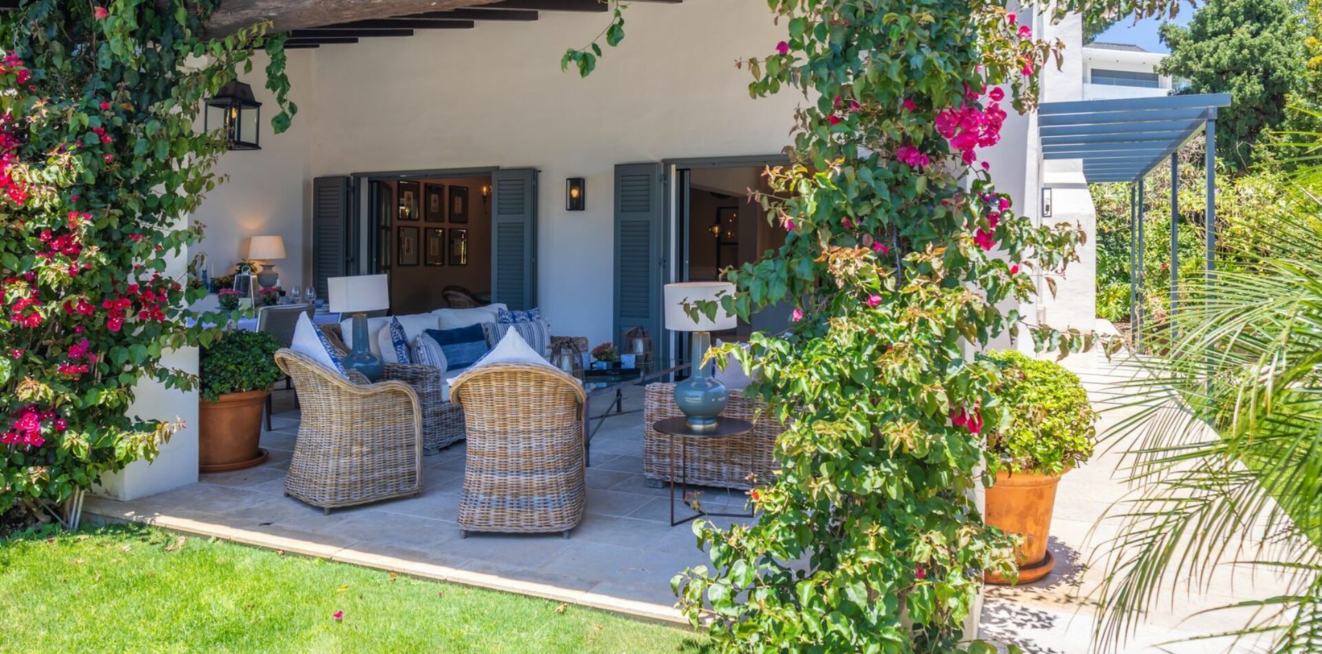 22-864061d7ff0201b881095f0b5aa938f1