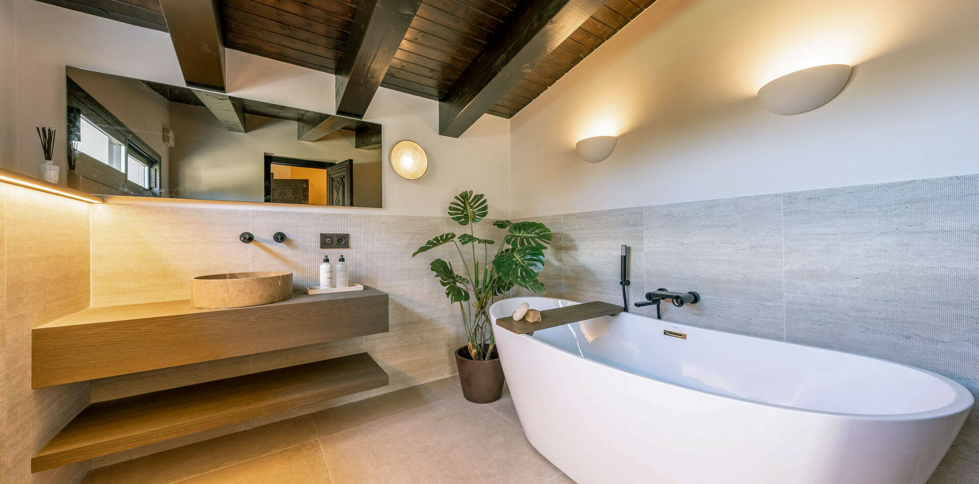 23486f1f-e7bd-4dcd-8b7a-196b922c8993