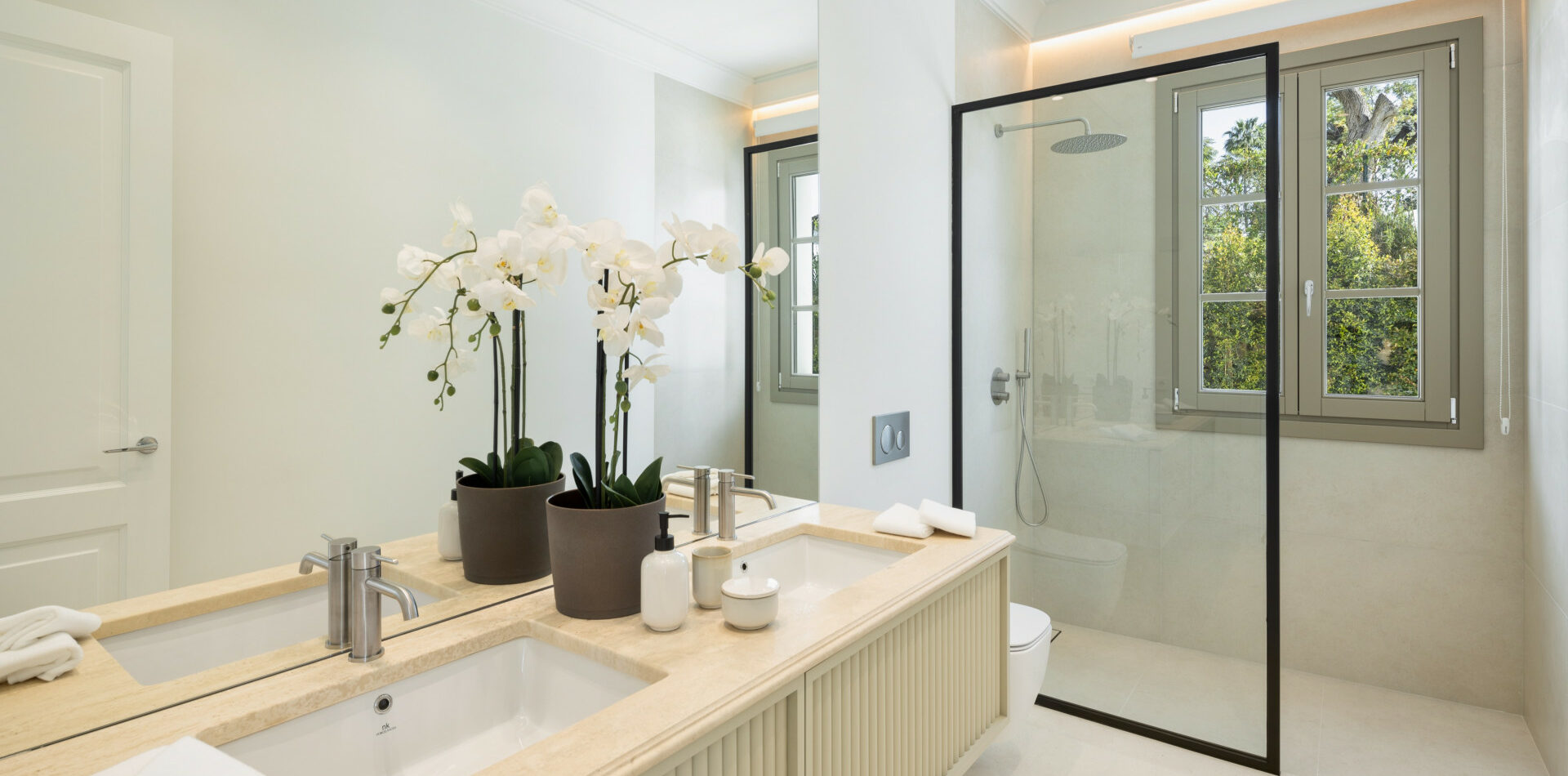 2fc70be6-1aab-49dd-8c97-c69d85fe3d2c