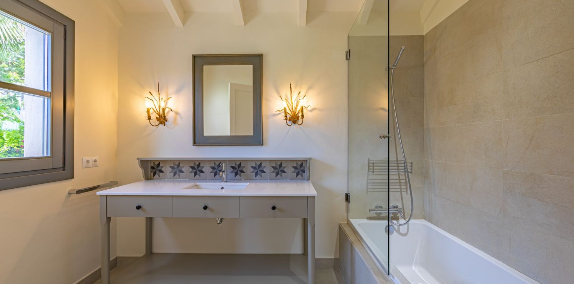 50-3cdba6eaec2ac57a30abd06ffc740420