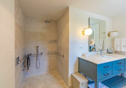 56-5324a4a859ef4606b35ecb9b2851d615