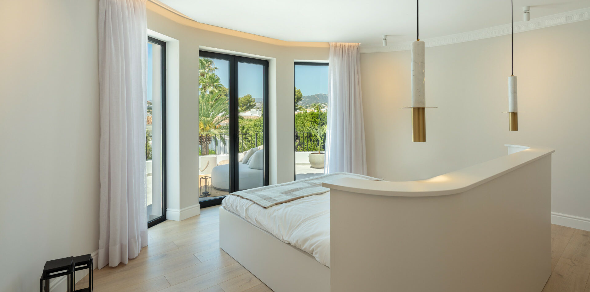 56c8b6b9-c266-4e27-9162-59b2e8ab9612