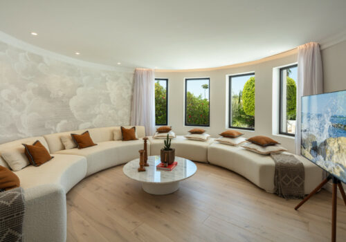 5b212950-14a4-419d-b895-24c39969b296