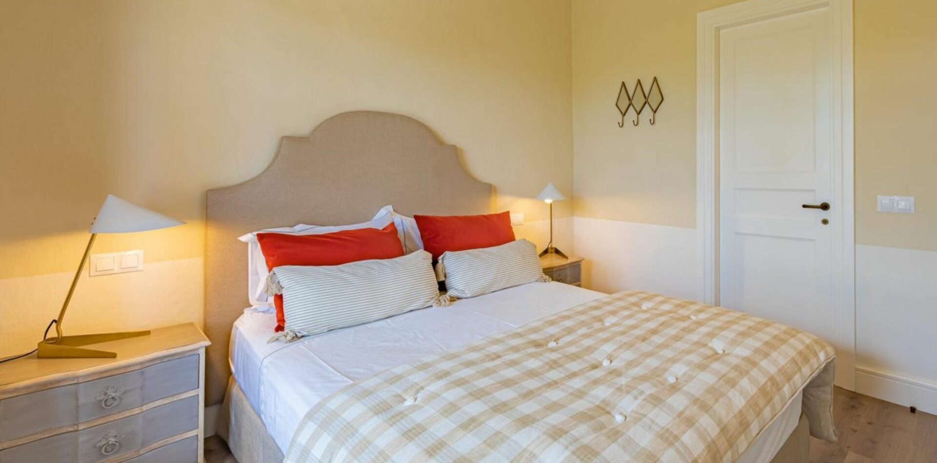 71-e8c9efe59b7a662a972c18b32892c93f