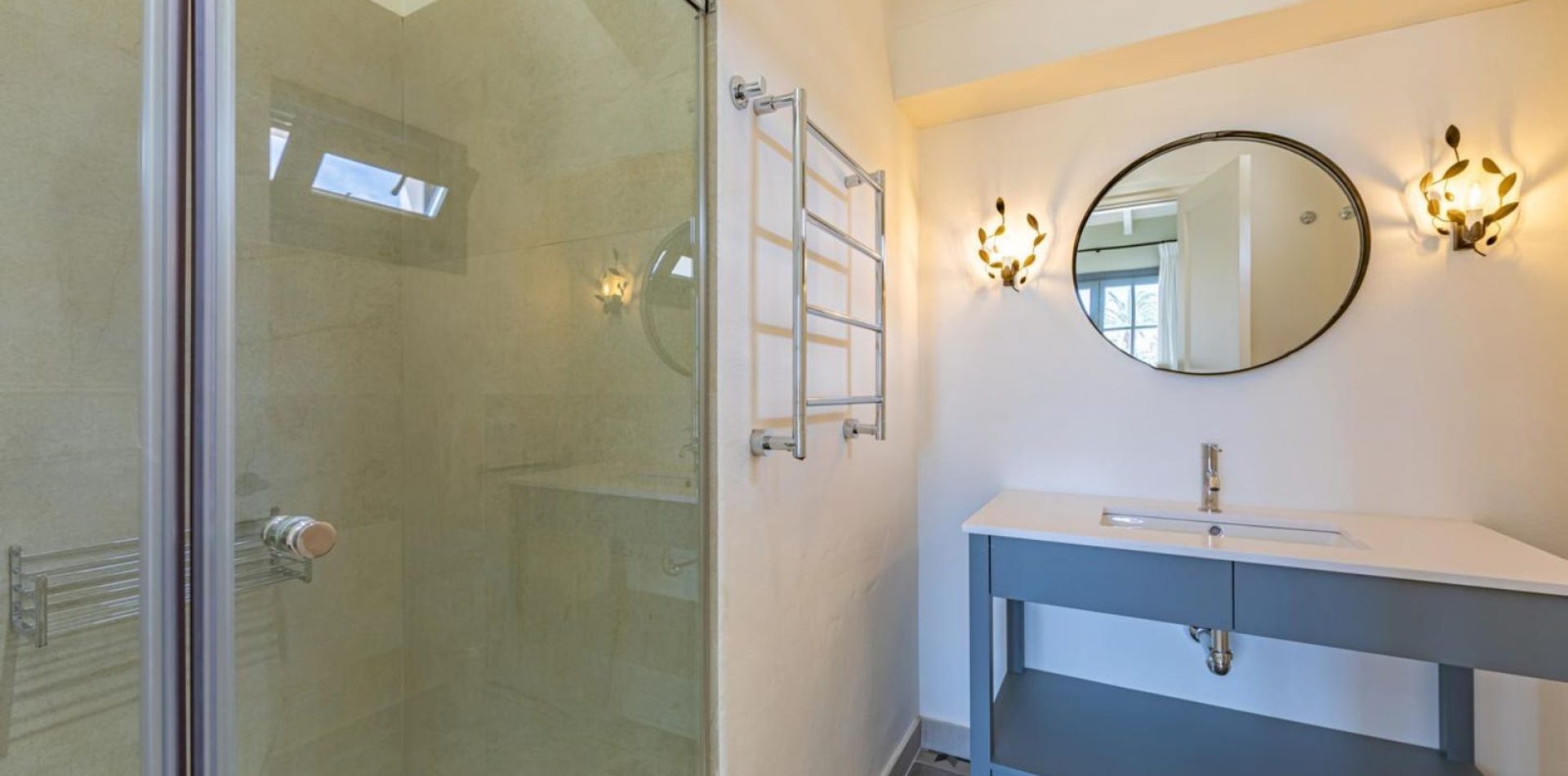 77-ea883428c16c91cfa4a752a60dcf9170