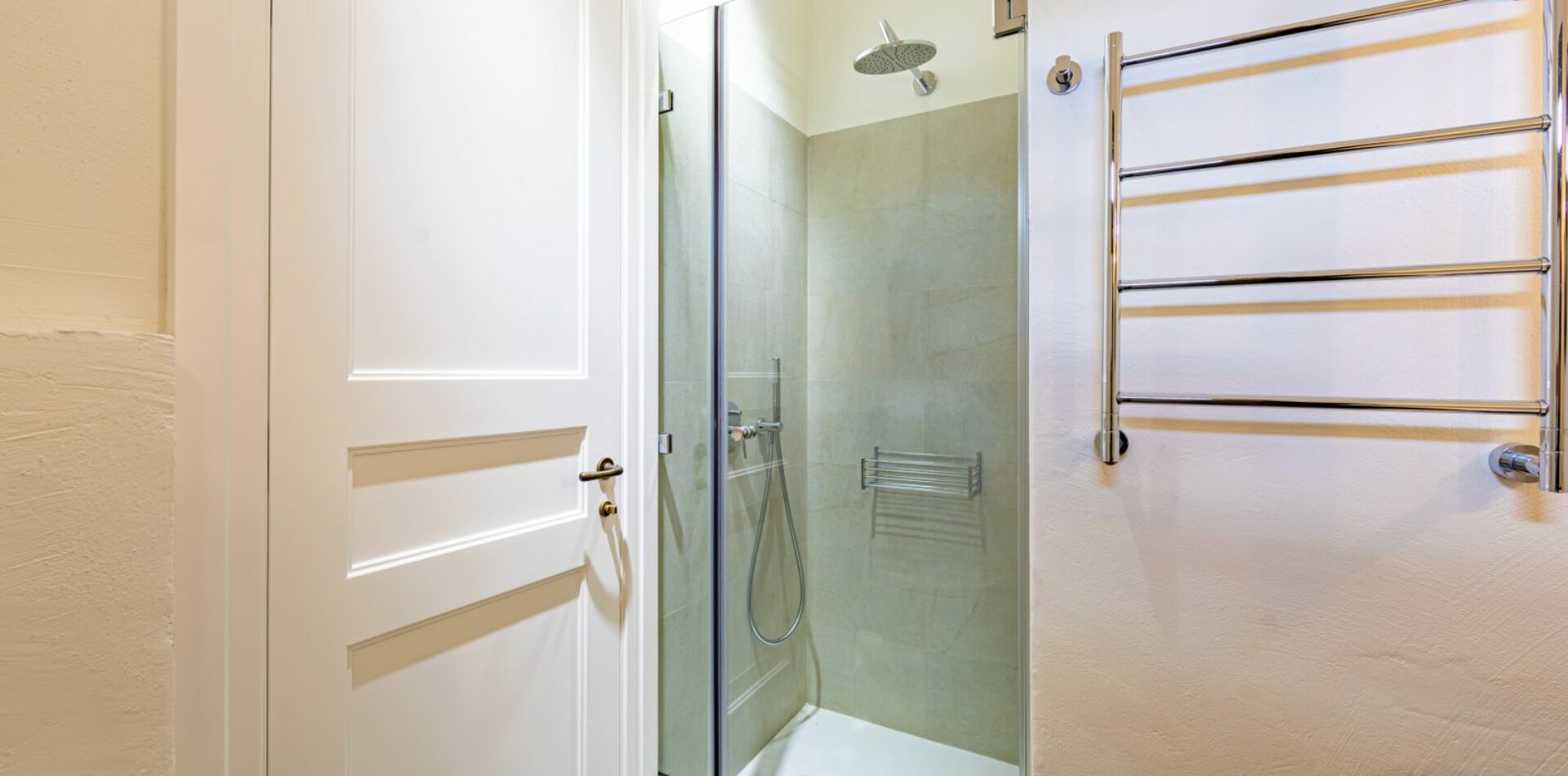 84-8b2483151924343b5690e407c092c856