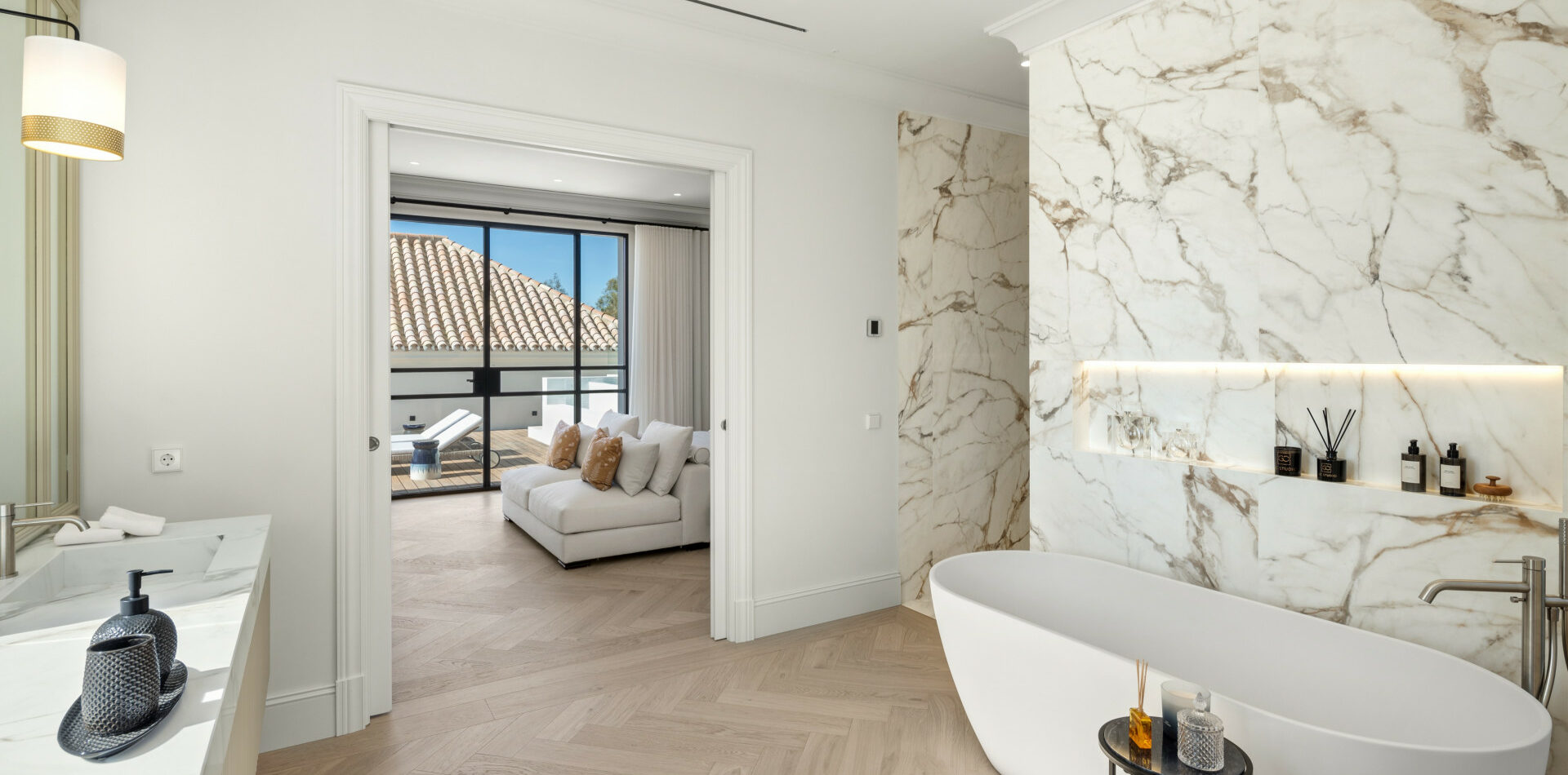 850b58a4-9cab-4ccb-8a8c-4e7a4ade4797