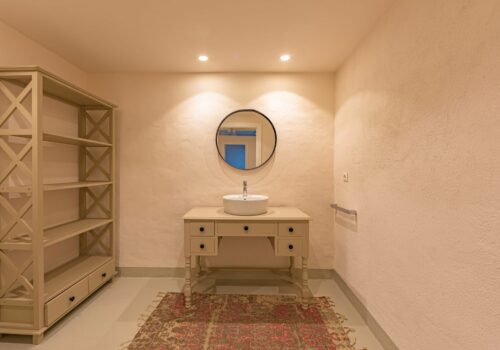 86-adc169b4a5dee862019212172a738877