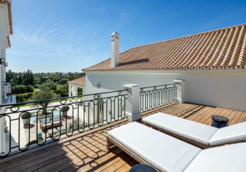 a0192ad3-5c38-4f9d-817f-dbb05b9e8c29 (1)