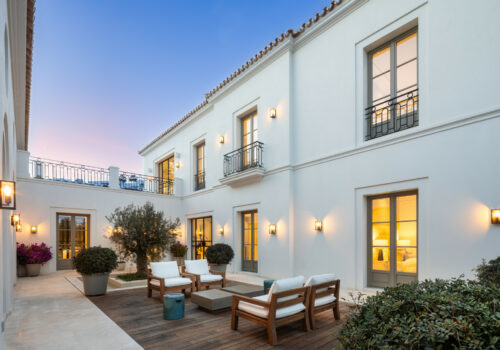 c2058a29-f07b-4951-ac46-78ddfef8d6c2