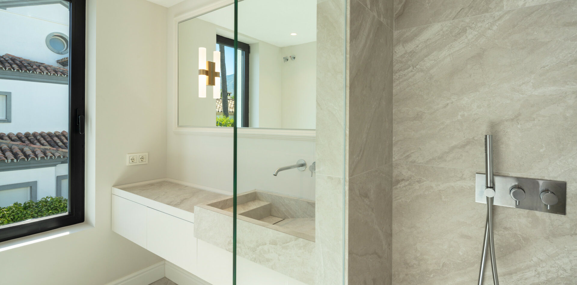 d4feb357-0be5-42d5-ab18-c5b4ebb43d84