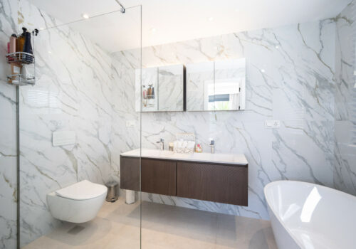 e33d9b5f-9e09-4cfd-b2ee-b64a0b49f484