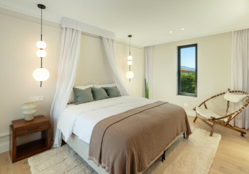 f85db007-c6b8-42d2-b176-3c2164bdaf99