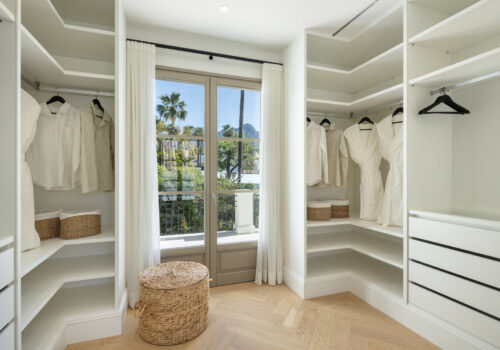 f8883165-67c6-41c2-b060-61668edb800c